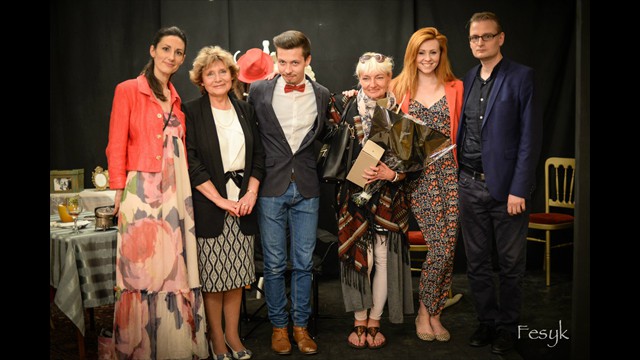 na scenie w drodze do domu - Copy